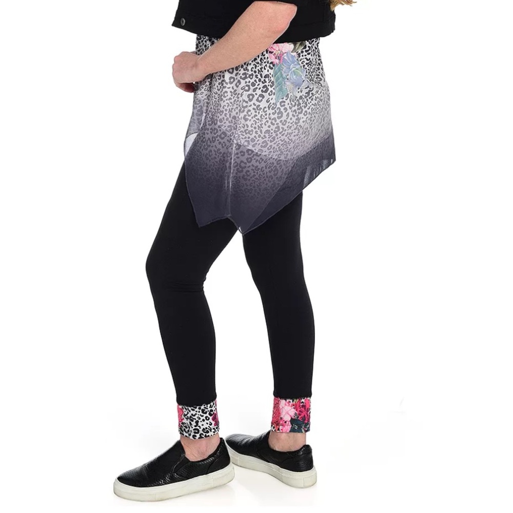 Women’s One World Black Patterned Cuff Leggings